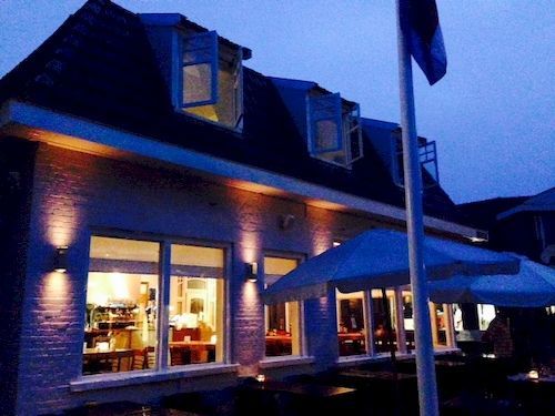 Hotel Brasserie Om De Noord Schiermonnikoog Exterior foto